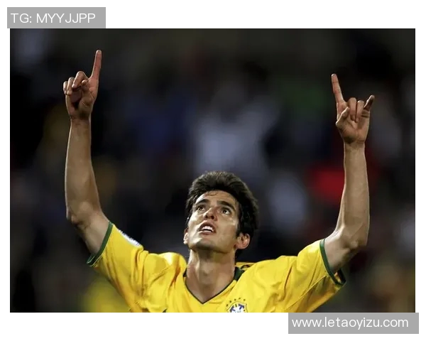 足球球星昔日经典瞬间再现 追溯那些辉煌的过往岁月